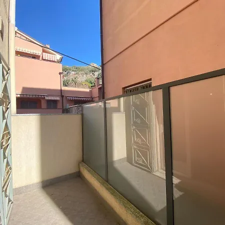 Privata Grotta - Bilocale In Centro A Due Passi Dal Mare Pietra Ligure